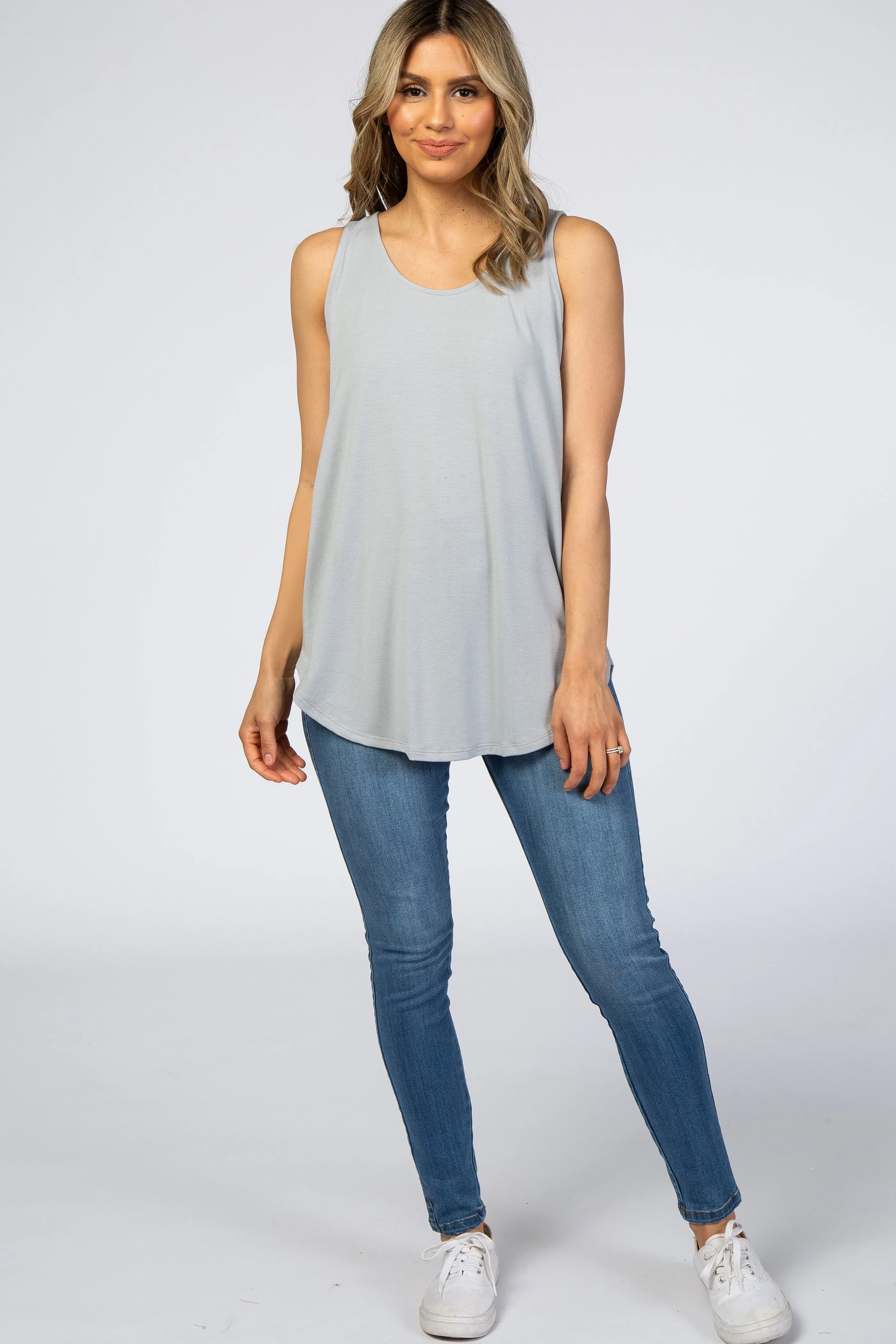 Basic Sleeveless Top in Light Grey