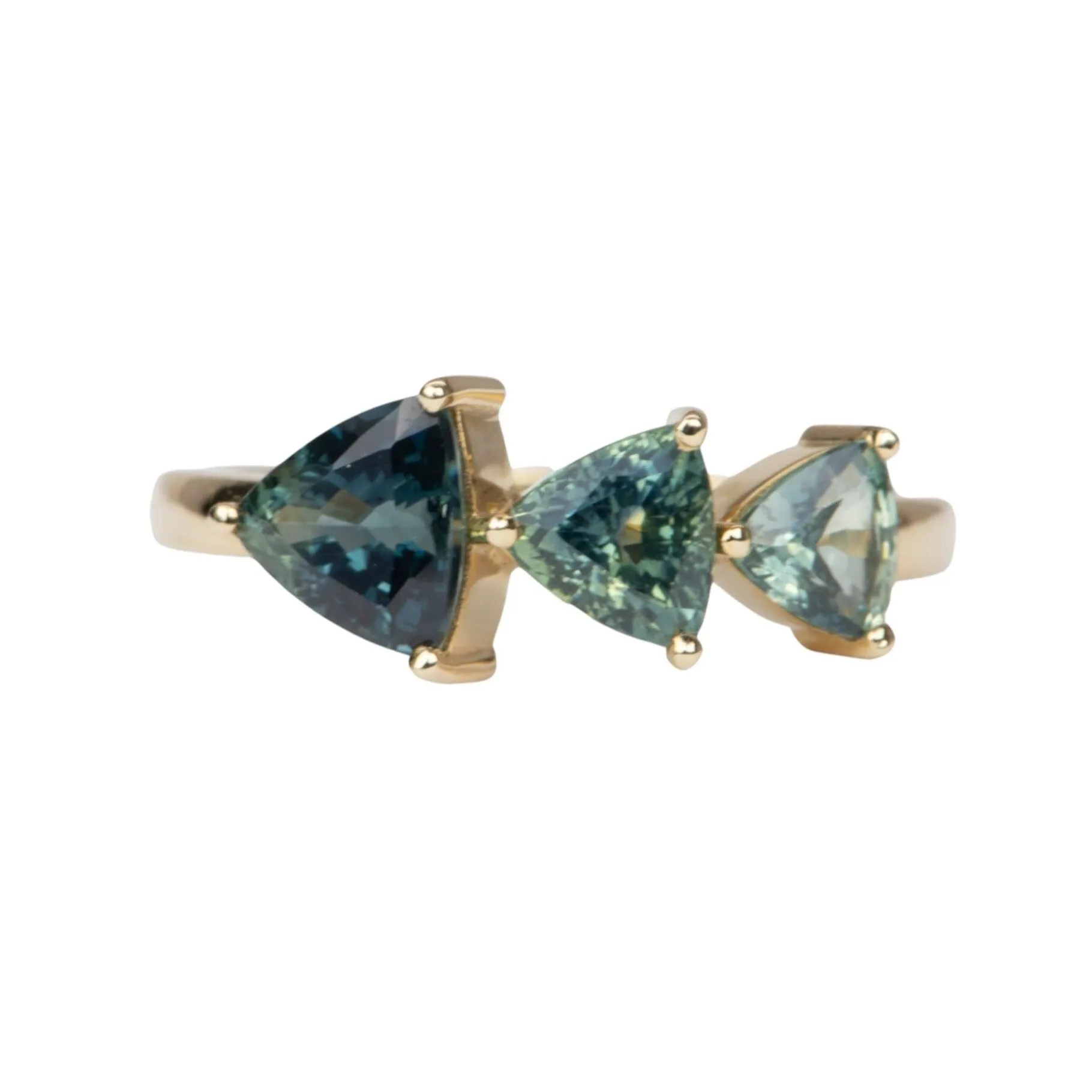 Graduated Size Ombré Teal Sapphire Ring with 2.4ctw in 14K Gold