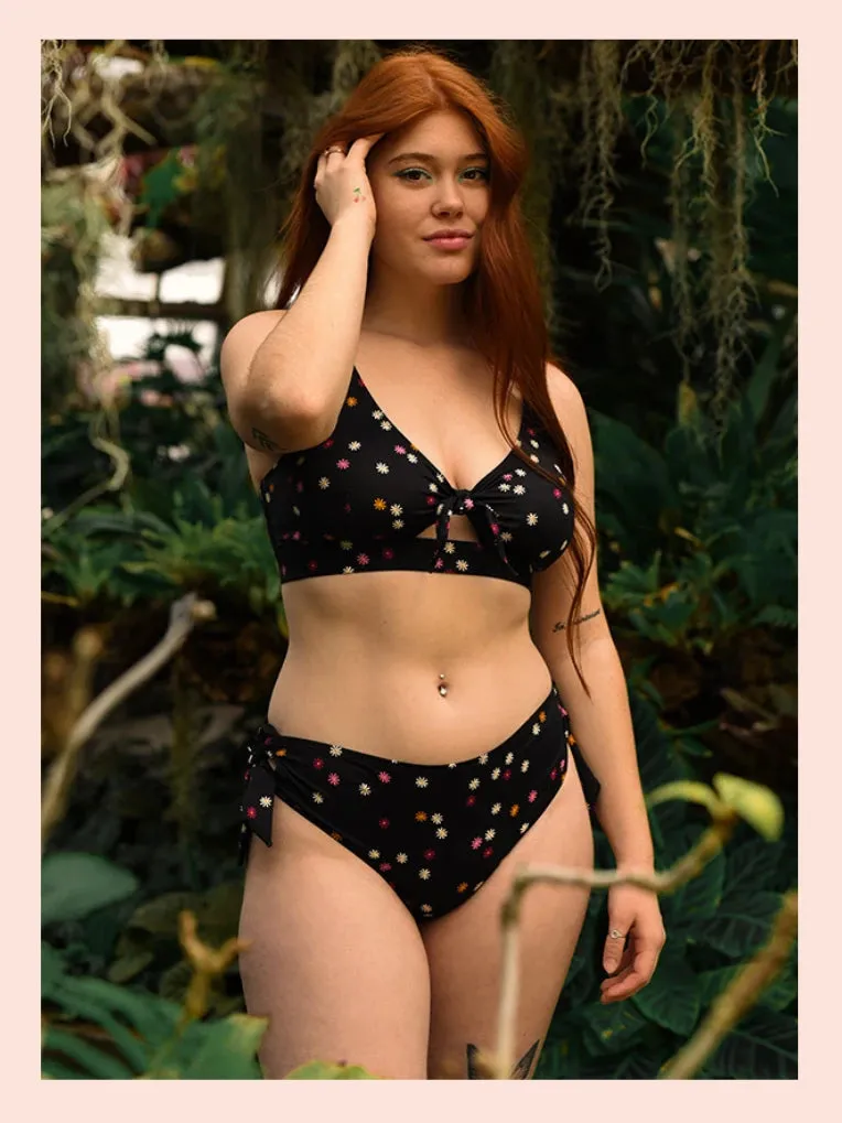 2-Piece Black Daisies Bikini Set