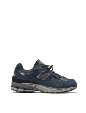 Dark Eclipse Magnet Sneakers New Balance 2002R