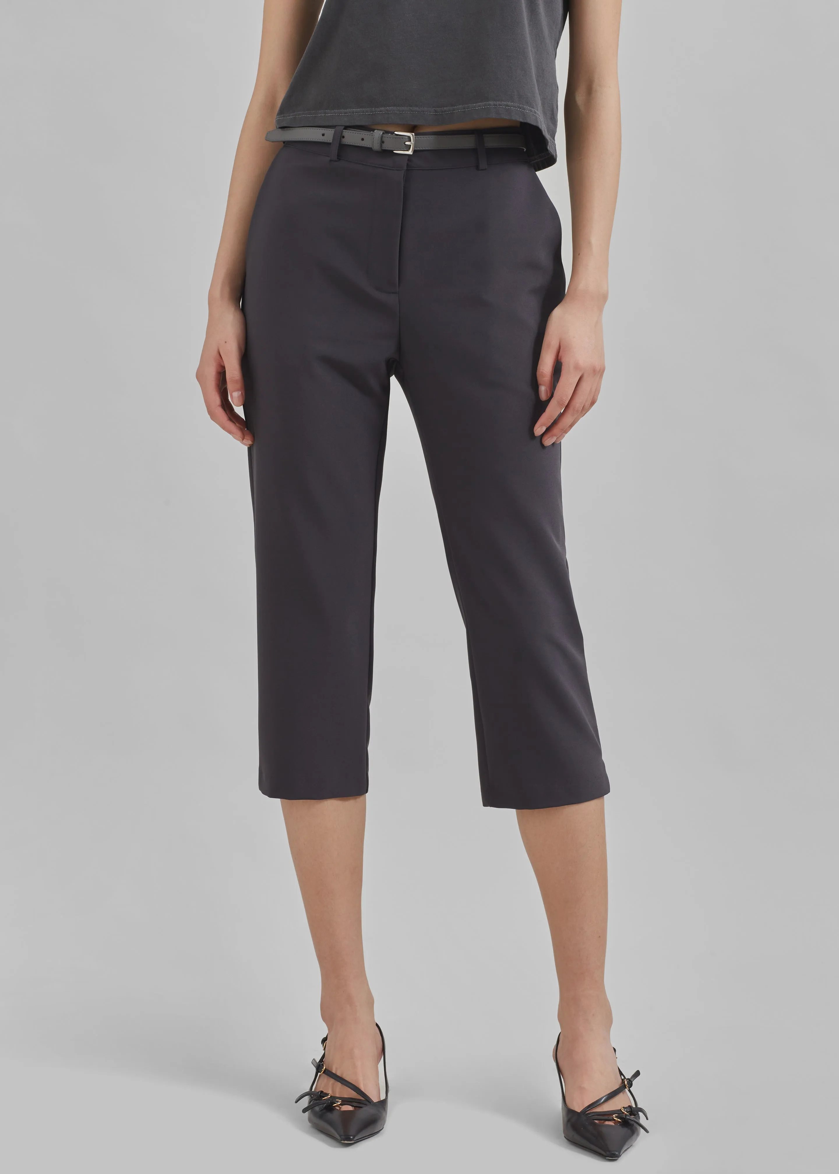 Emersyn Charcoal Capri Pants