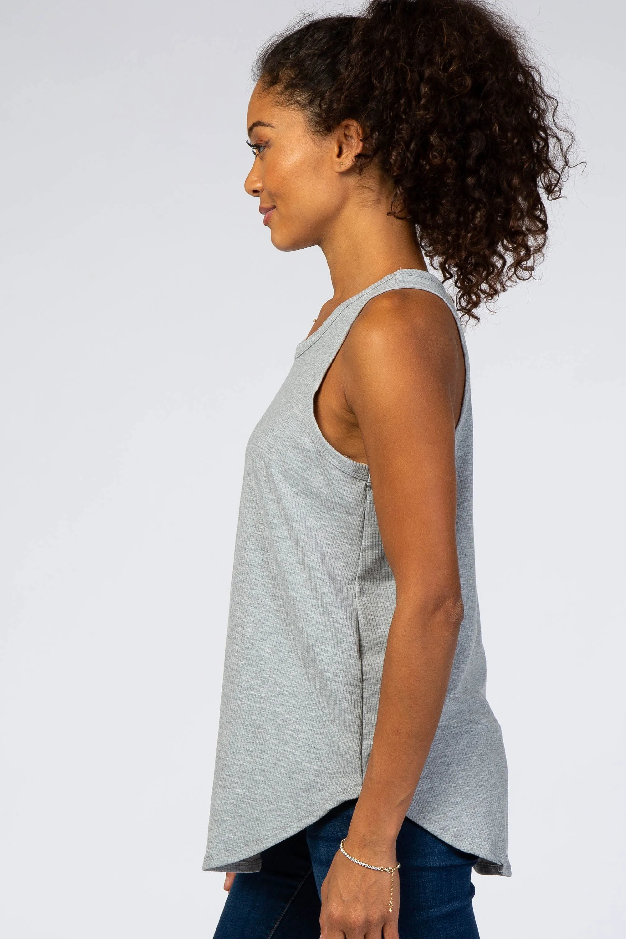 Ribbed Sleeveless Top in Heather Grey