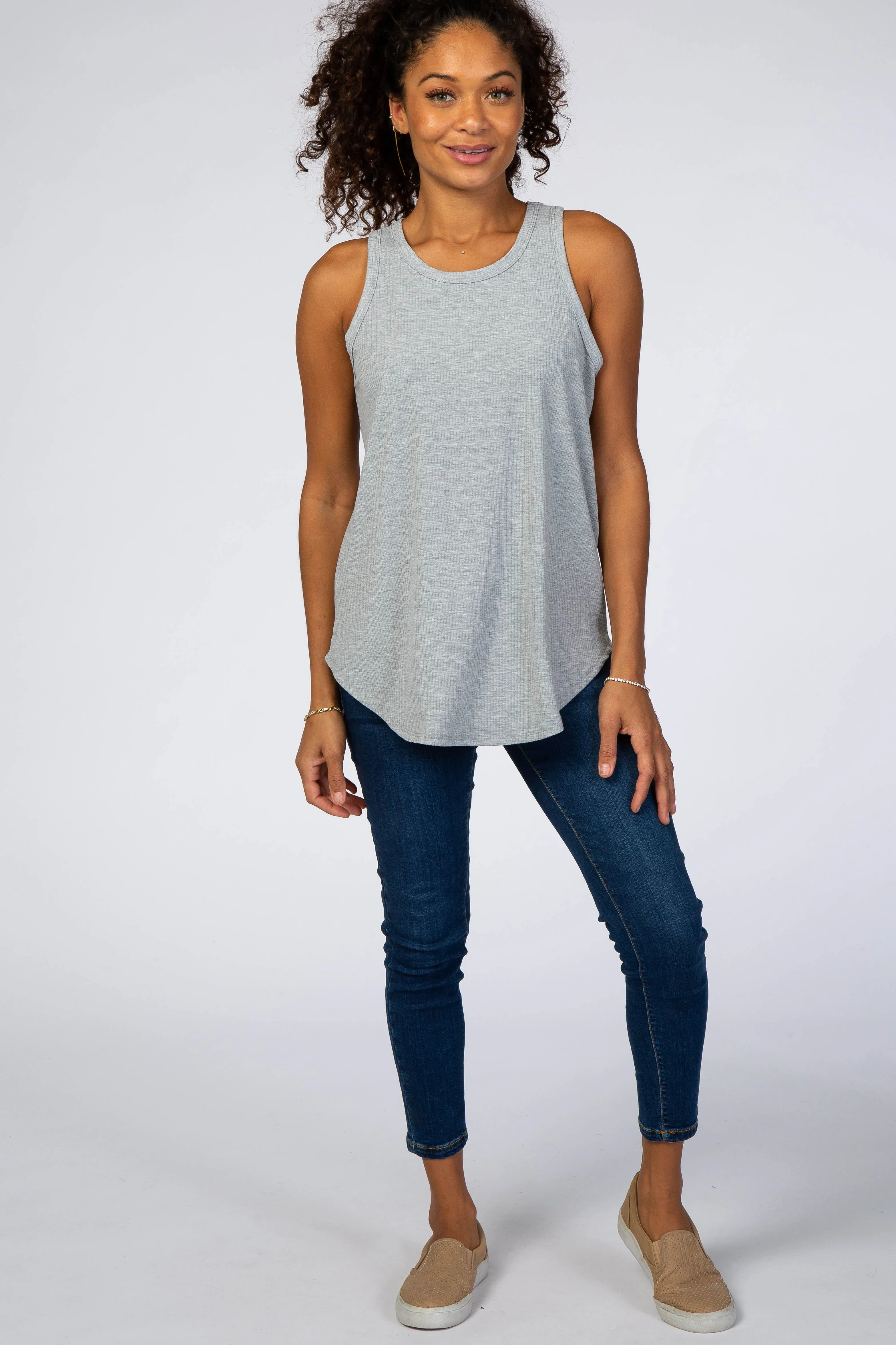 Ribbed Sleeveless Top in Heather Grey