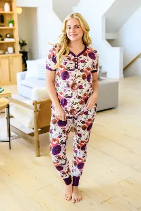 Short Sleeve Jogger Pajamas in Plum Flora Design