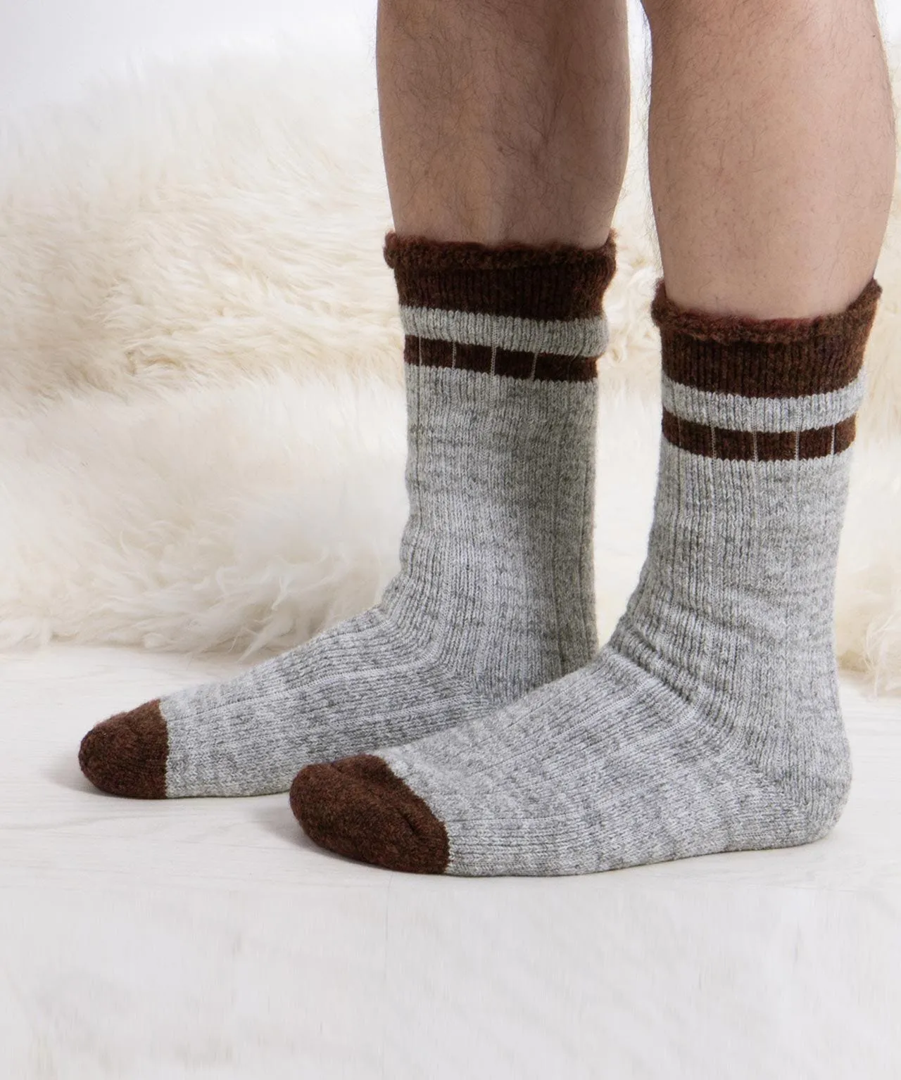 Totes Men's 2-Pack Cashmere Blend Ankle Socks